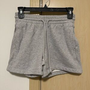 Aritzia TNA fleece shorts